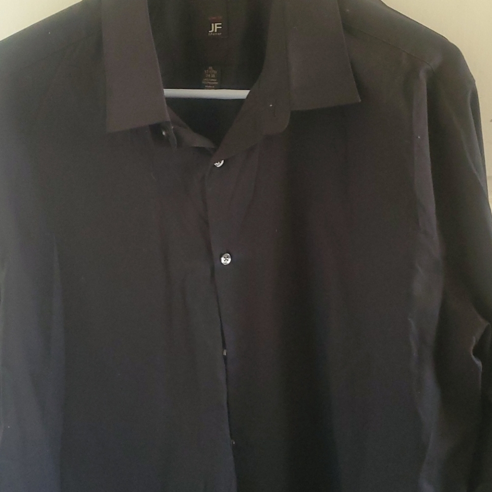 Button up long sleeve dress shirt